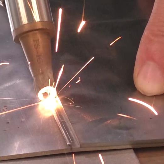 1.5mm不锈钢拼接焊焊接操作演示